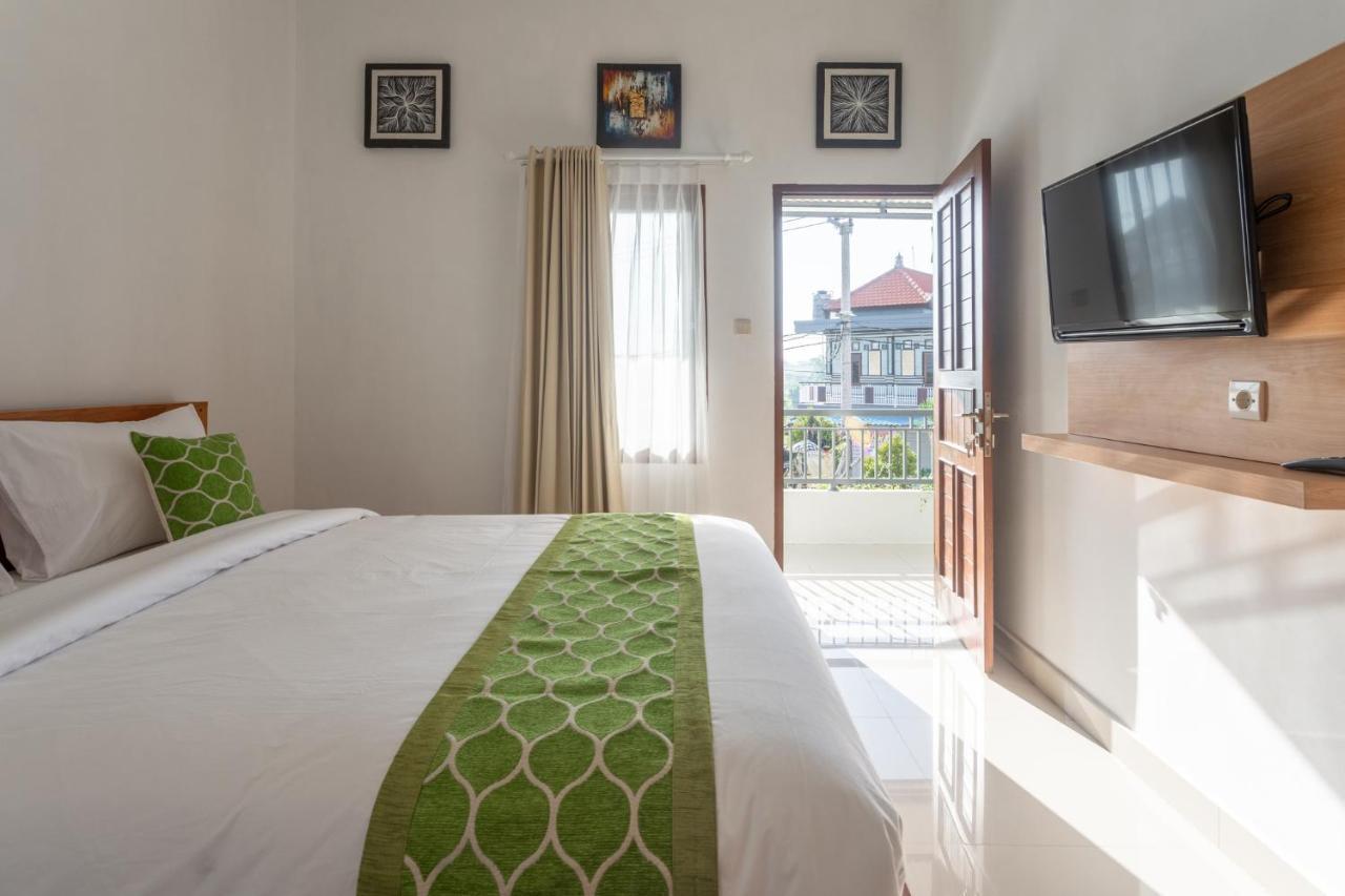 Cempaka Mas Guest House Canggu Buitenkant foto